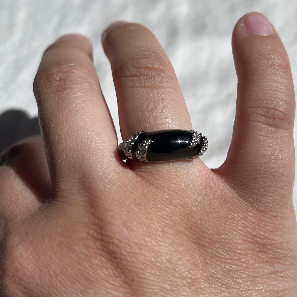 Vintage Avon NRT Black Enamel Crystal Silver Tone Cocktail Ring 6 Modern Retro
